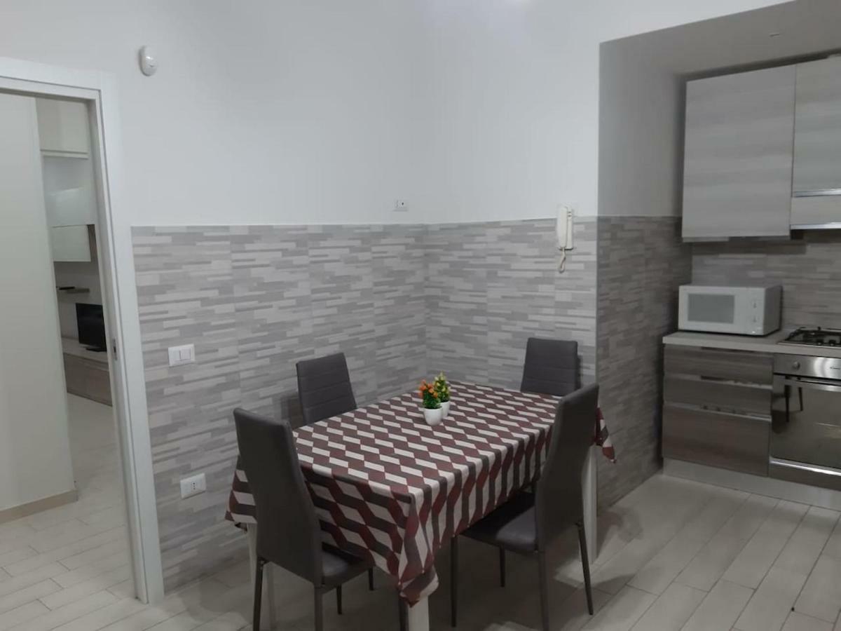 La Casa Di Donatella Otel Napoli Dış mekan fotoğraf
